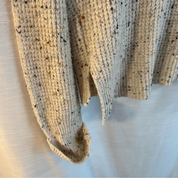 **Sold** - Picture 6 of 11